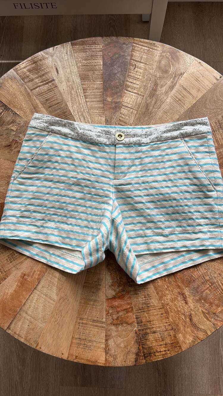 Lilly Pulitzer The Buttercup Short Blue Turquoise Seersucker Stripe Size 0 Beach